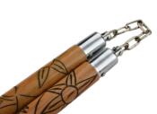 NS14 - Nunchaku Manche bois de Hêtre Gravé