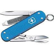 0.6221.L20 - Couteau VICTORINOX Classic Alox Aqua Blue Edition Limitée 2020