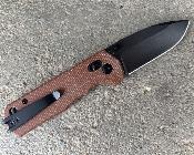 01SC710 - Couteau BOKER MAGNUM Rockstub Brown Micarta